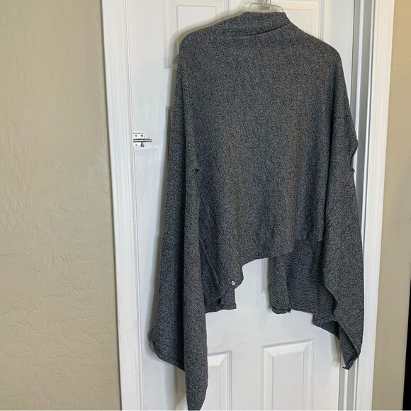 Lululemon Black Live Freely Scarf Shawl Cardigan Gray Wrap OS - Picture 5 of 10